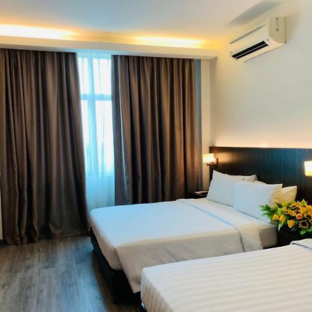Holiday Villa Hotel y Suites Kota Bharu Exterior foto