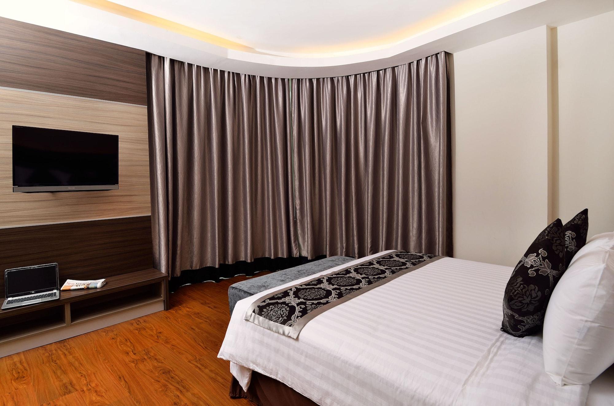 Holiday Villa Hotel y Suites Kota Bharu Exterior foto