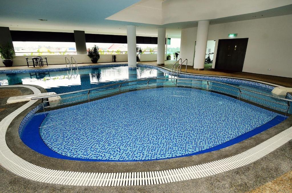 Holiday Villa Hotel y Suites Kota Bharu Exterior foto