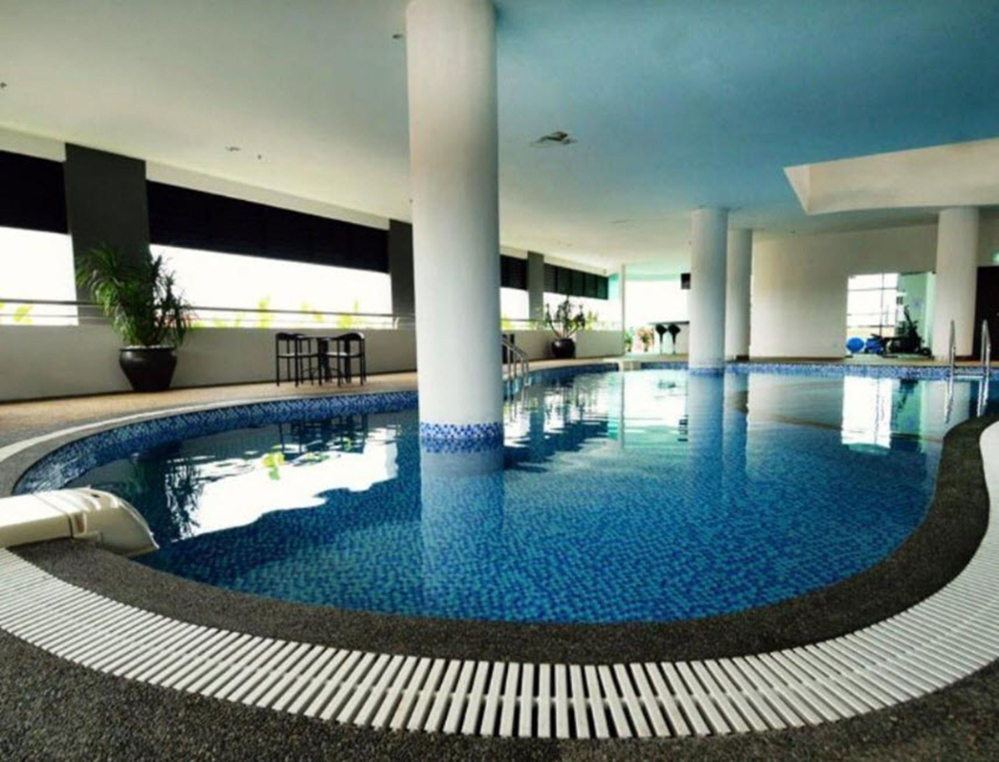 Holiday Villa Hotel y Suites Kota Bharu Exterior foto